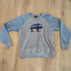 ** Patagonia Men's Lightweight Crew Blue Knit Sweatshirt Baseball medium